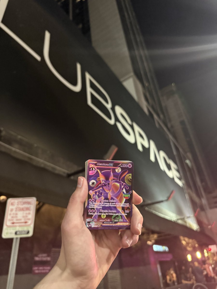 RaverDrac's tweet photo. Met my favorite artist in the world, ripped a pack with him, pulled mewtwo. The absolute GOAT is @ODD_MOB see you in 15 days for Hocus Pocus 🤟 https://t.co/TghNpO1mLN