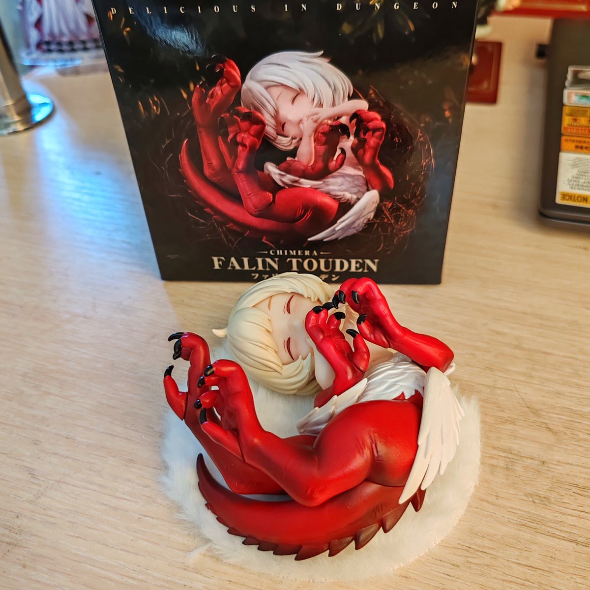 no_answer_net's tweet photo. MY BF GAVE ME THIS I'M CRYING SM...... SHE'S SO CUTE.... 😭😭😭 
#deliciousindungeon https://t.co/VSwTIYh2sE