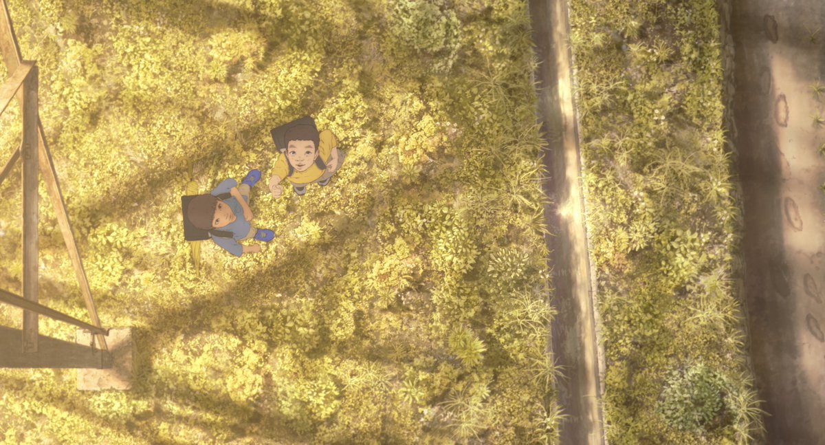simonmovi's tweet photo. 観客たちは物音ひとつ立てずに観ていた。こんな映画は久しぶりだった。私の心の中にも小さな少年がいたんだと思ったら、暁太郎が愛おしくってたまらない、涙が出る、抱きしめたい。やり直したい過去は山ほどあるけど、それでも私たちは振り返りながら生きていくじゃあね、じゃあね「我々は宇宙人」 https://t.co/384wPoYsoP