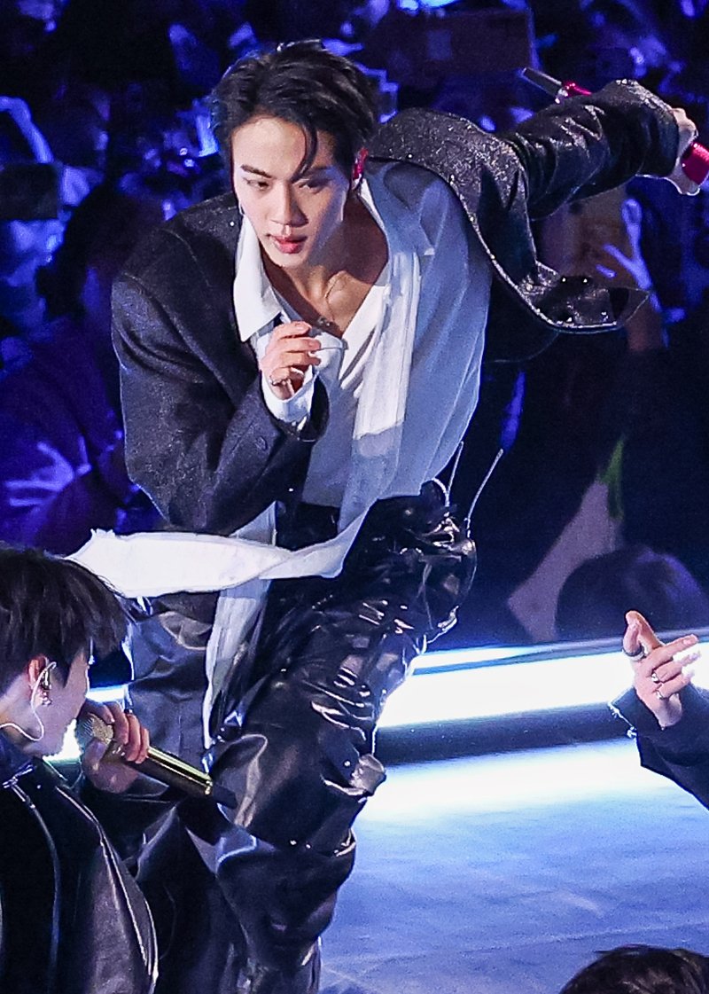 Jin_iknow's tweet photo. The avengers line

NO JIN NO LIFE
#JIN #방탄소년단진 #진 #BTSJIN https://t.co/TWws3KWeNr