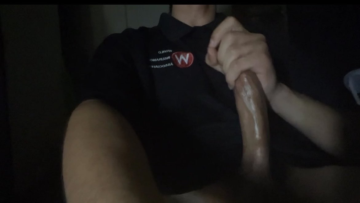 Twink__7incher's tweet photo. Bet u will open this, and Imagine my dick inside you👌🏻 https://t.co/Rsezw6QJPs