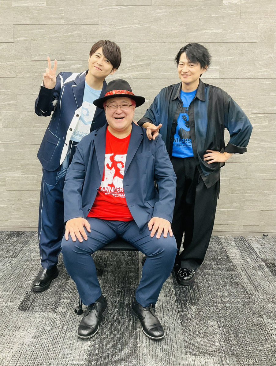 shimono_kousiki's tweet photo. 『地獄の轟くん家』…じゃなくて、『キャラクターマッチアップ名エピソード上映』舞台挨拶、ありがとうございましたっ🙏久しぶりに荼毘=燈矢としていろんな話が出来たし、親子で蕎麦食えて、ホント良かった〜っ🤣

#ヒロアカ https://t.co/QKz3WmMaZP