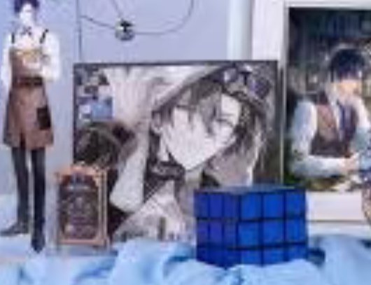 ranshiye's tweet photo. my first thought is like "damn girl i want that shikishi" https://t.co/tQ6e8I6ahu