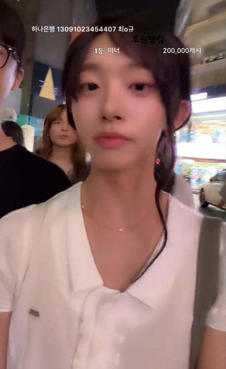 bbhstore12's tweet photo. In season 5, really want he to cosplay this again; he looks absolutely stunning—truly beautiful—and both he face and figure suit this outfit perfectly. 🥰🥰
@i__m_kiri
#키리 #kiri https://t.co/7ksX74k9lX