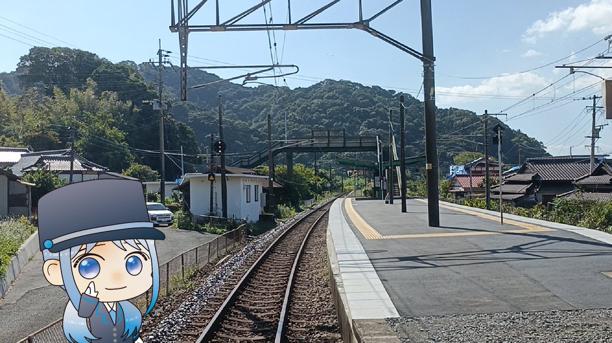 D_girls_orange's tweet photo. はろはろー！かりんだよー🌞
#八代駅 に小さなお客さまが来て列車にお手振りして下さいました👋
かわいくて微笑ましい姿にほっこり😻
地震で被災した駅も綺麗に整備され、貨物列車も走り始めて少しずつ地震前の日常が戻ってきています🎵
みんなで復興がんばろー🩵🍊🚃
#日向香琳
#ディーゼルガールズ https://t.co/roncj4HqKO
