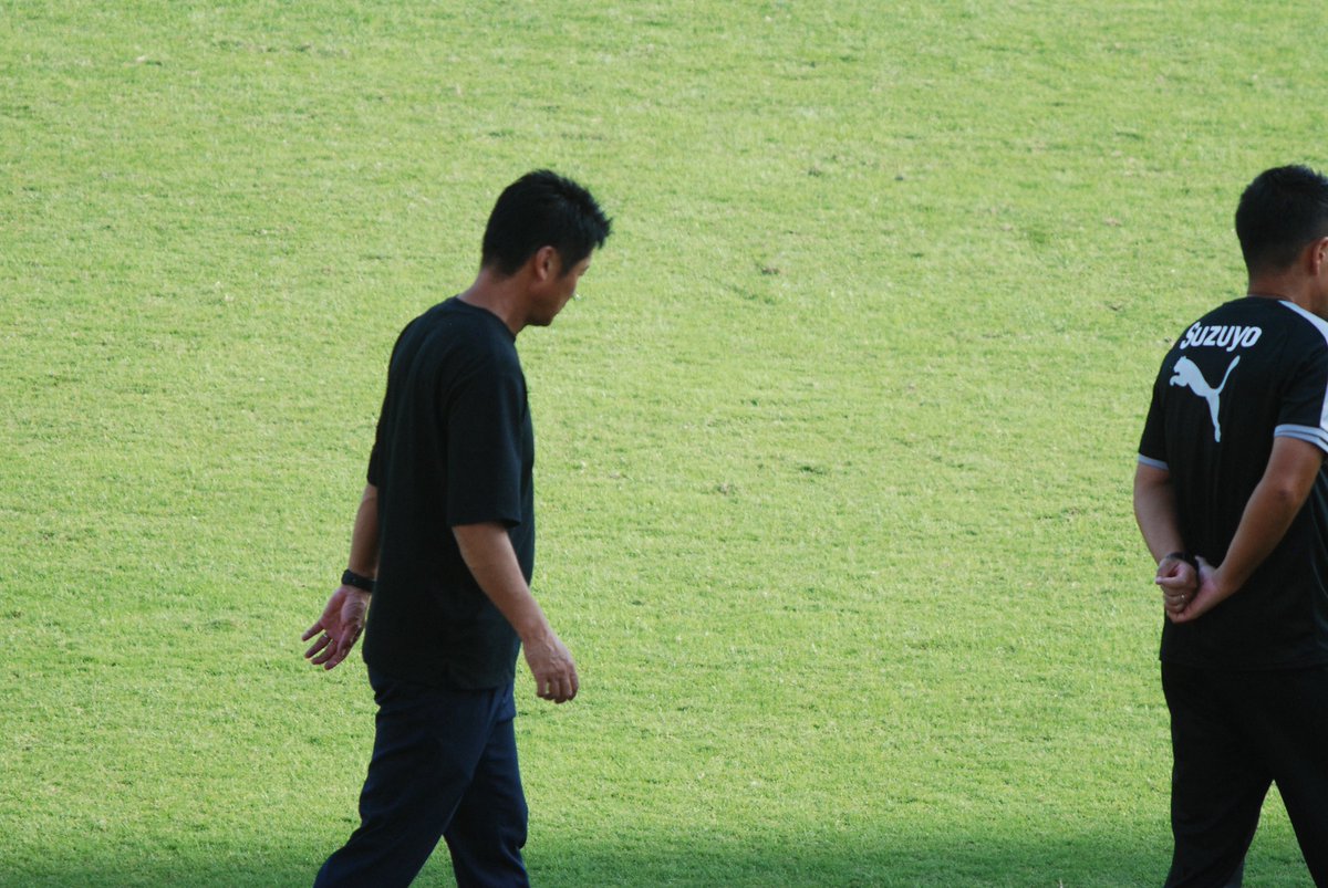 fctokisu_39's tweet photo. 試合内容としては、
完全に勝ちゲームだっただけに
非常に悔やまれます。

非常に難しい選択だったと思いますが

強いて言えば、最後に3バックにした、
後ろ3人の並びが気になりました。

1番フレッシュなパク選手を真ん中にという選択もあったと感じます。

ただ怪我人が多い現状で、
「ここにこの人がいれば」という場面が
多かったと思います。

試合内容はポジティブでしたので、

2ポイント落としたことが、
今後に響かないことを願います。

【2026/27 明治安田J1リーグ
第10節 清水vs.G大阪】

#spulse #GAMBAOSAKA
#DAZN #Jリーグ