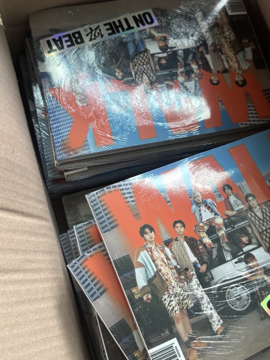 ttmsgosy's tweet photo. NCT127 삐그덕 WALK 버전 미개봉 앨범 양도

onhand unopened album each 0.3
현물 장당 0.3

https://t.co/UEgVshkyhK

쟈니 태용 유타 재현 해찬 마크 정우 도영 JOHNNY TAEYONG YUTA JAEHYUN HAECHAN MARK JUNGWOO DOYOUNG 엔시티 일이칠 pc wts NCT walk https://t.co/vuqlZPVNDs