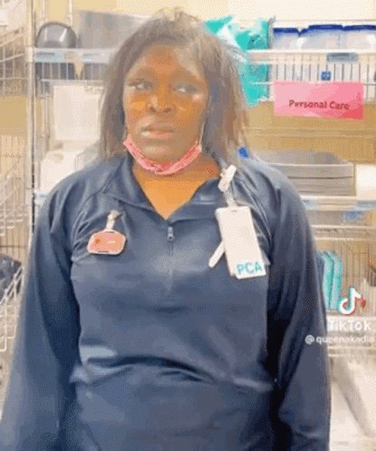 Safe4Entry's tweet photo. had to reply to a stranger with "you are aware that I am 17 years older than you, yes?"

then I thought about it and decided that even if he could, I couldn't. https://t.co/hMVngzsuoy