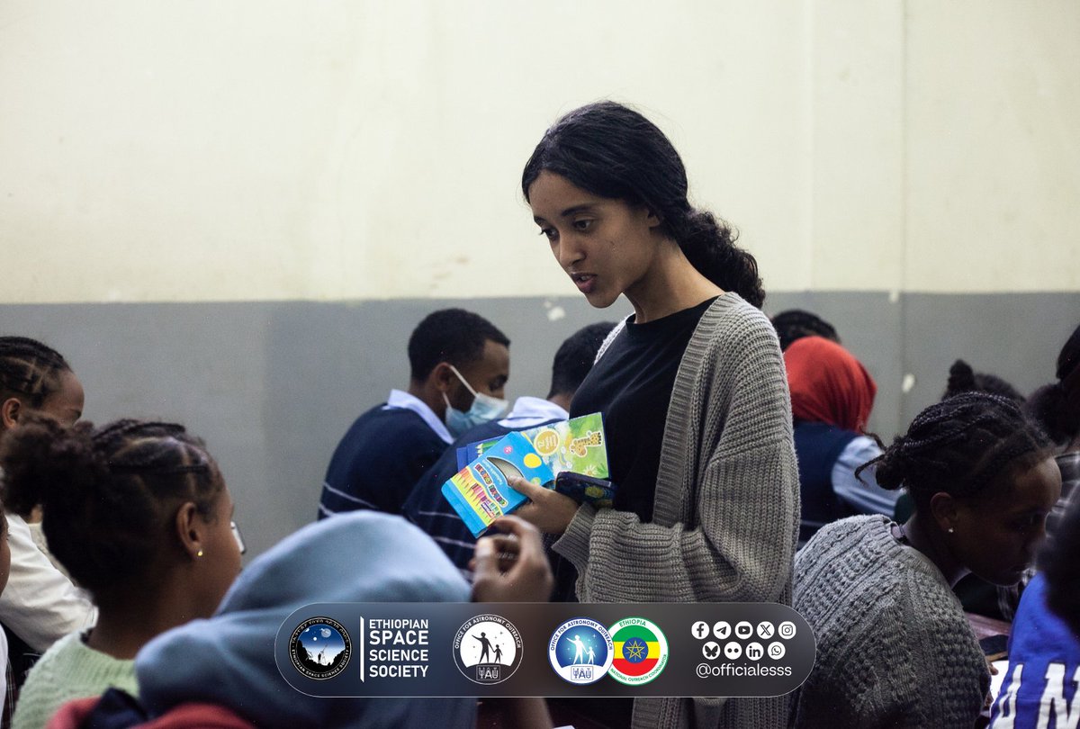 officialesss's tweet photo. Through collaborative artwork, participants expressed their unique perspectives of the universe. Their creations will contribute to an international artwork alongside peers in Italy and Brazil under the theme “Unity Under the Same Sky.”
#ESSS #IAU #OAO #NOCEthiopia #StreetGalaxy https://t.co/cJoBgOYmyt