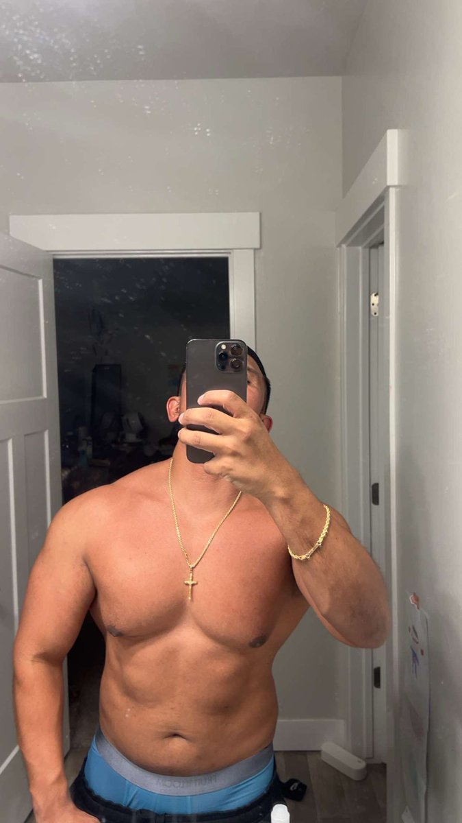 1800fkit24's tweet photo. Add me on snap for some fun 😏 Fkit24

#nsfwtwt #moots #goonette #snap #snapchat #latina #blonde #cnc #addme #agegap https://t.co/m9NvjjSfH7
