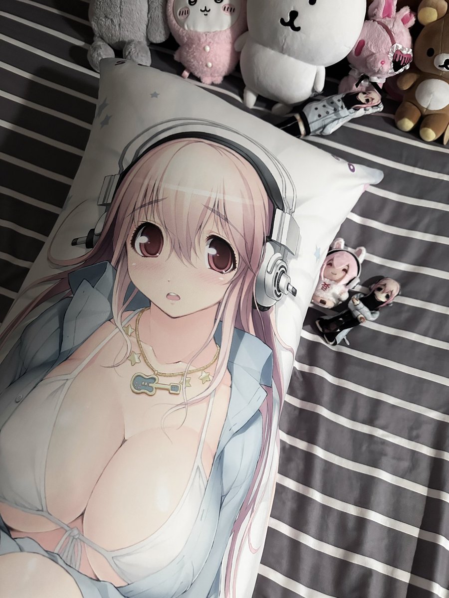 7ee3s's tweet photo. 索尼子宝宝(>﹏<) https://t.co/9F5caXNyE2