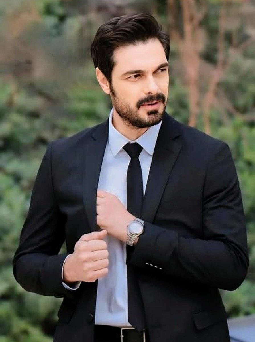 derya14238311's tweet photo. HalilİbrahimCeyhan ✨️💙

#HalilİbrahimCeyhan https://t.co/51PCV8XheT