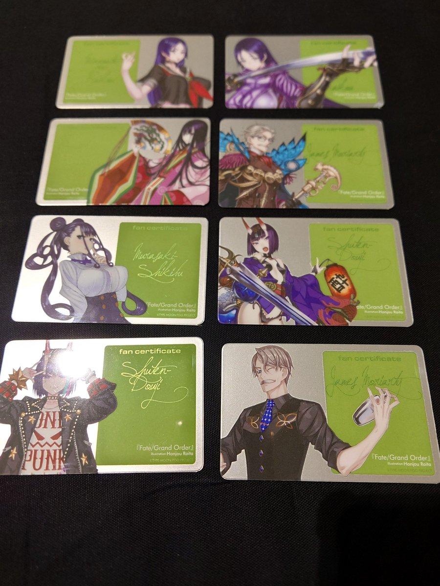 GalleryPhrase's tweet photo. これめちゃめちゃ厚いです。SUICAよりちょっと薄いくらい。名前とかキラキラな感じがよろし。裏は敢えて白くしました。雷太さんもご満足なようなので版元様から許諾いただいた種類を作ります……二十種類くらいだったかな？ https://t.co/FoTX6meixB