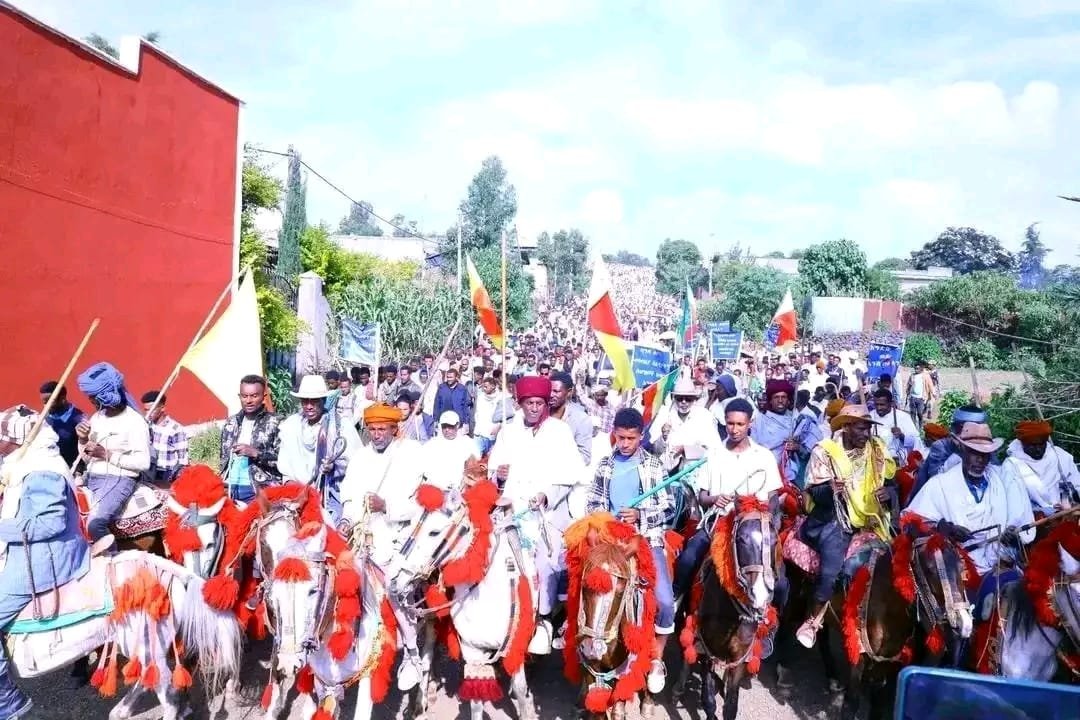 AppAmhara's tweet photo. #Este | A public demonstration in support of the National Defense Force is taking place in the town of Mekane Iyesus.

A public demonstration in support of the National Defense Force is underway in the Este Woreda and the Mekane Iyesus town administration, https://t.co/bRQpMQ4n0F