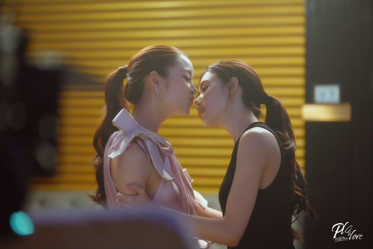 LenaMiu_CH3's tweet photo. เหตุการณ์ในซีนนี้คือยังไงนะคะ

LENAMIU PLS LOVE EP6
#PlsLoveรักได้ไหมEP6 https://t.co/F9pAuYrg5Q