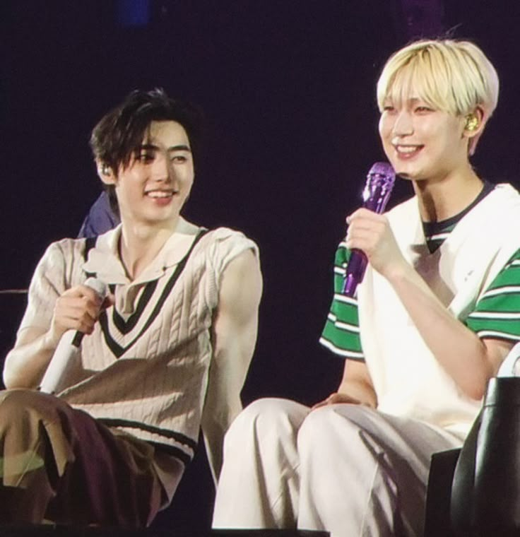 sunsunnoir's tweet photo. falling in love is scary, what if they don't look at me the way sunghoon looks at sunoo?? https://t.co/X36DmZu7SD
