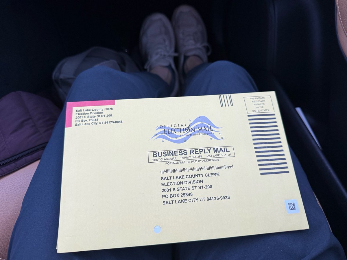 crazyus's tweet photo. @dswslc Dropped our ballots off at the ballot box today. Don’t want any USPS shenanigans.

V O T E 💙 https://t.co/SGF7QoQW7t