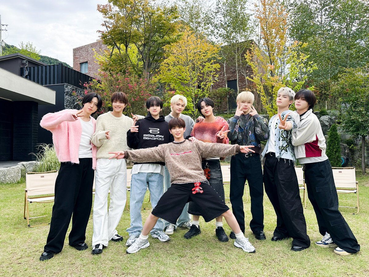 parutan171's tweet photo. Vote for #andTEAM #2026MAMAVOTE

仲良してぃーむ💖💖 https://t.co/qDA7XyAr1x