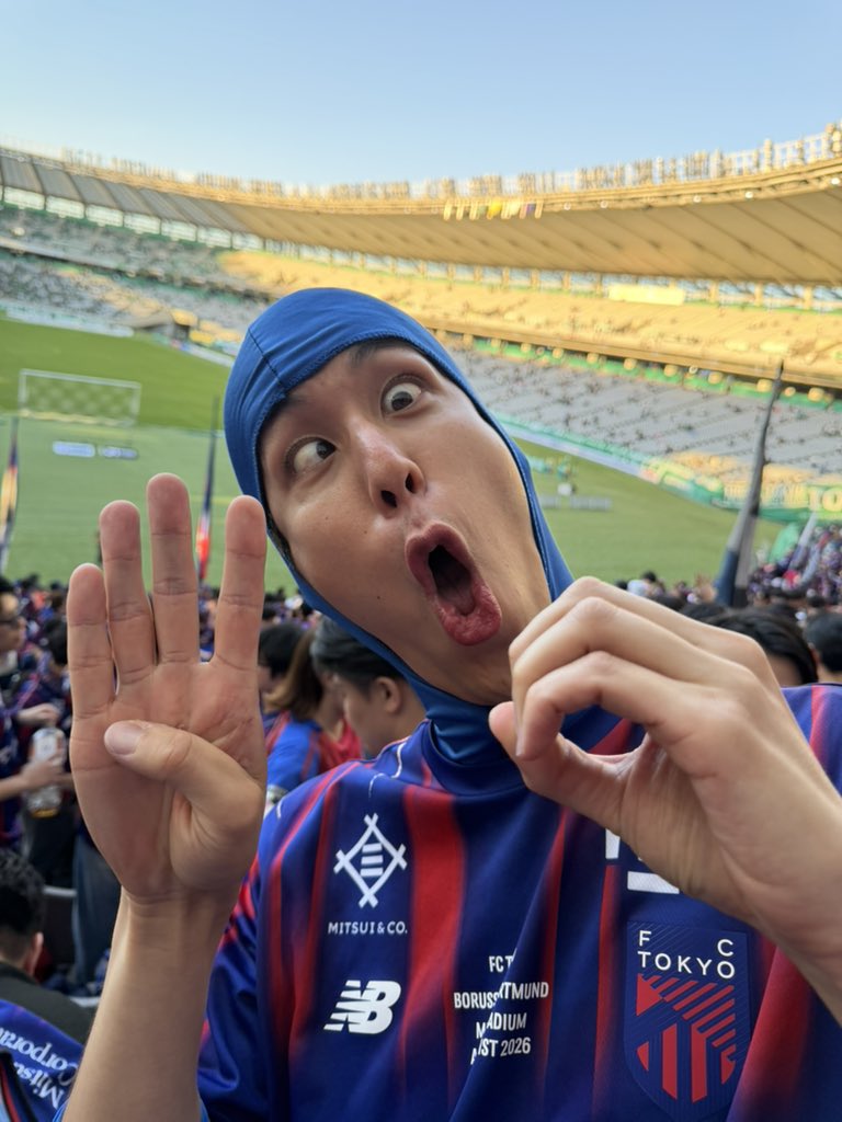 Kohalon's tweet photo. 圧倒的勝利😎😎😎 😎
TOKYO is blue and red😎😎 https://t.co/OmBb5yQjdy