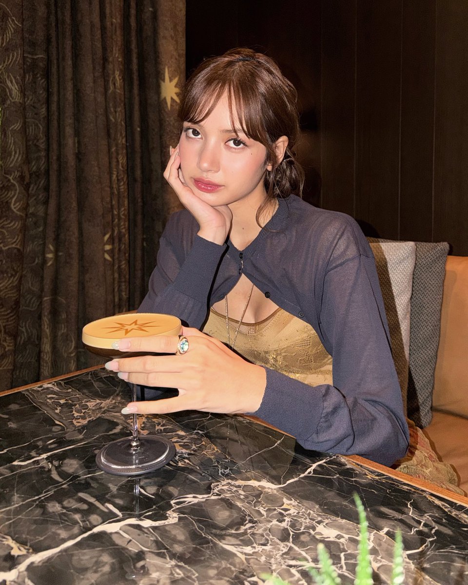 gieallery's tweet photo. girlfriend reveal type of pictures https://t.co/wyQ0lmS9CV