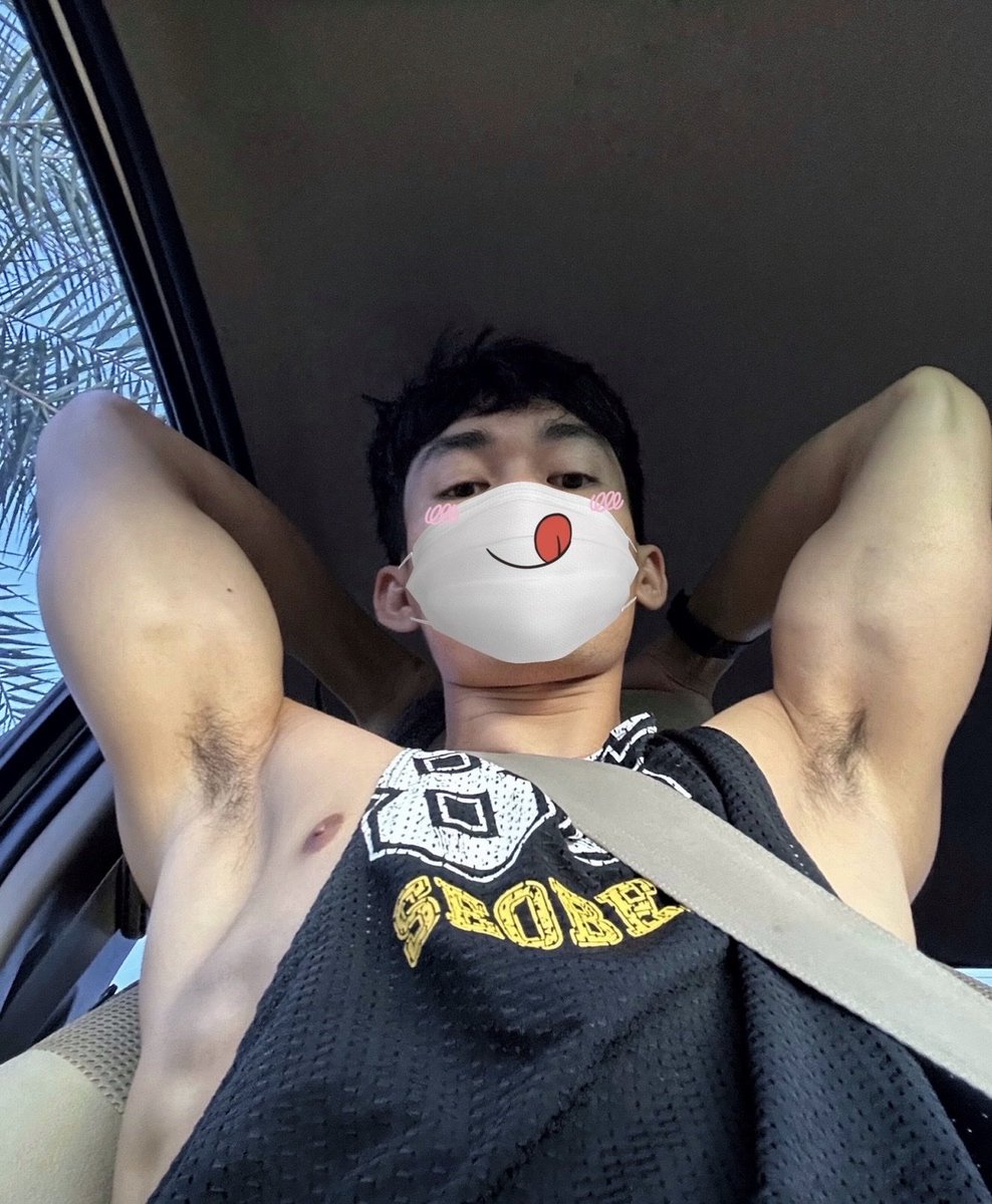 Pymttar's tweet photo. 🐶 https://t.co/U8G797fxP9