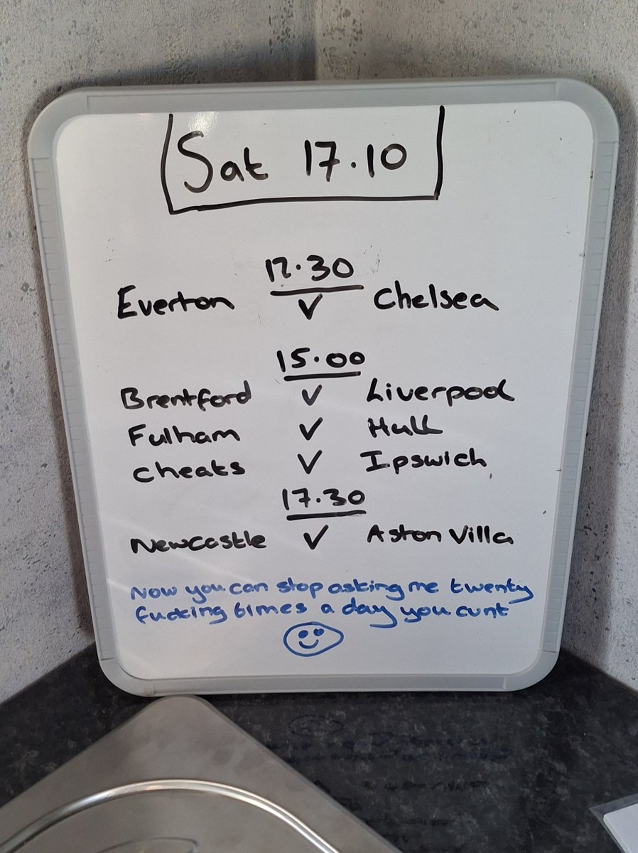 Ash527411915970's tweet photo. Every weekend I ask the mrs at least 20 times what games are on &amp; if any boxing is on lol 
This is what I found this morning 😂😂😂 https://t.co/LNuSZ43wQC