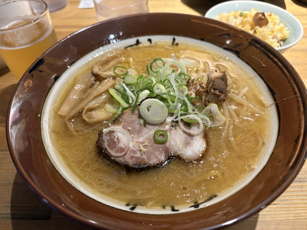 datu010's tweet photo. すみれ https://t.co/vBjicPqClz