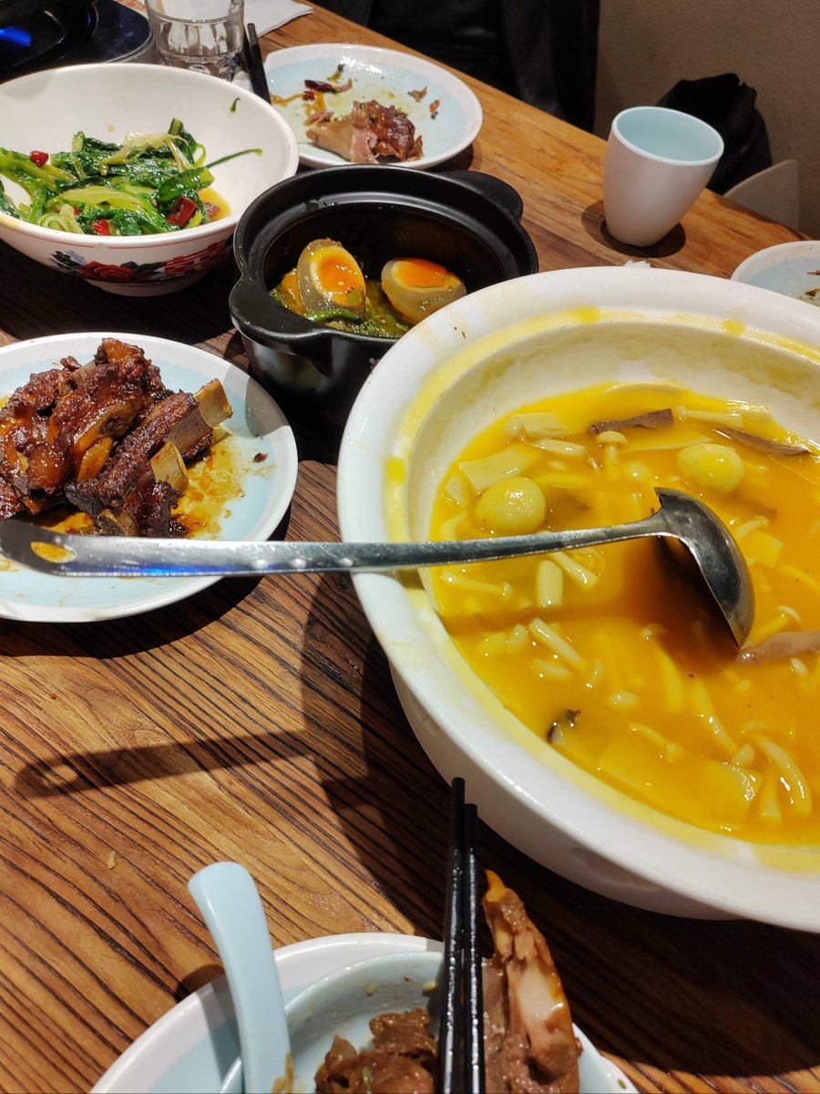 danielb64668468's tweet photo. So lucky to have a warm meal on days when the slightest guilt creeps in～ https://t.co/03W71T0hhC