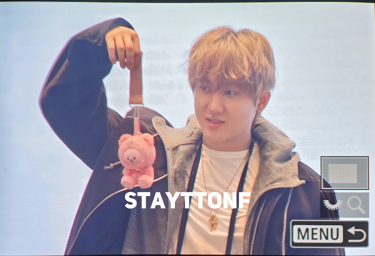 stayttonf's tweet photo. 261017 #창빈 https://t.co/M036REBu1L