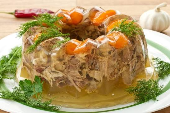 LjubistaSlav's tweet photo. Before I knew about my familys Slavic roots, I was always perplexed why my parents ate weird stuff like cooked cow tounge, pig liver, cow stomach, chicken kidneys, cow brain in jelly and put leftover food in empty ice cream boxes in the fridge. Now everything makes sense. https://t.co/y26WKJbT0Q