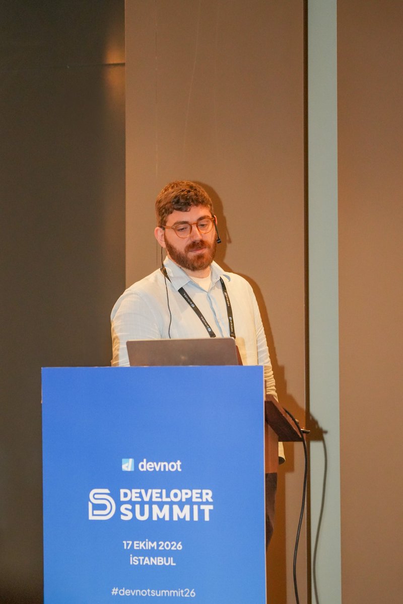 teknasyon's tweet photo. That's a wrap on Developer Summit 2026!
Fatih Üstündağ (@fustundag) talked about why AI made everyone faster but not everyone cheaper, and Seyfeddin Başsaraç (@seyfoyun) shared how to modernize iOS apps.
Thanks to everyone who listened, asked questions and stopped by to say hi. See you at the next one! 👋
#DevnotSummit2026 #TeknasyonTheVentureOS
