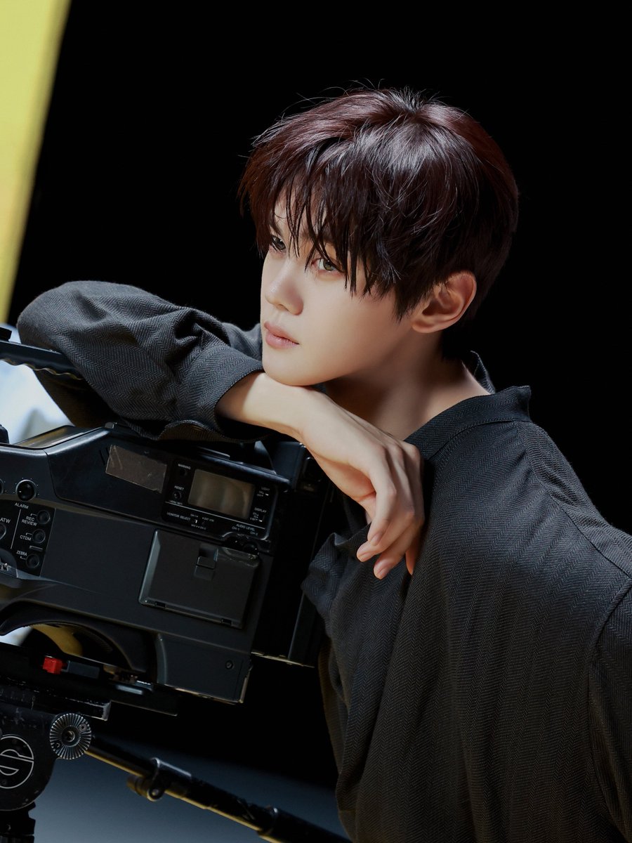 gyuvineee_0830's tweet photo. 261017 앤더블 인스타그램 #김규빈

Sequence 02: Attraction ‘Archive’ https://t.co/PMPxW9Uru2