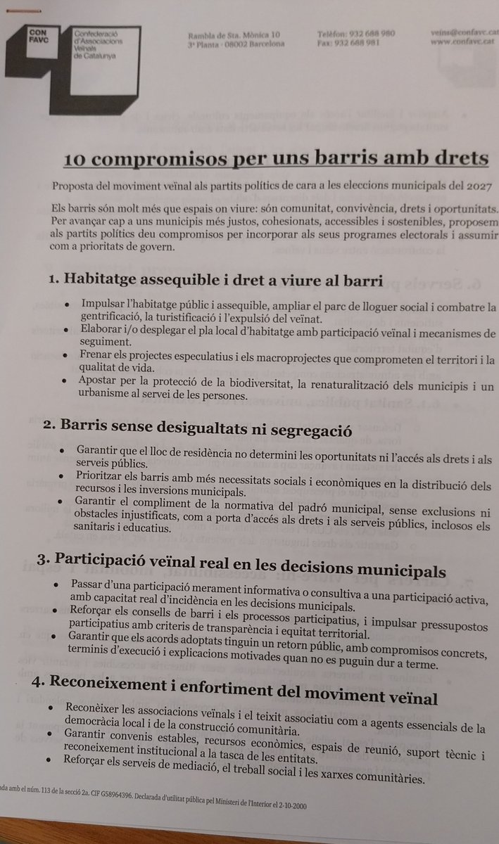 CONFAVC's tweet photo. 👉Punt final de l'AssembleaExtraordinària amb la presentació dels punts del Decàleg de propostes per encarar les eleccions municipals de 2027 amb un full de ruta compartit des del #movimentveïnal.

"10 compromisos per uns barris amb drets" #SomMovimentVeïnal https://t.co/g0O2agJXOL