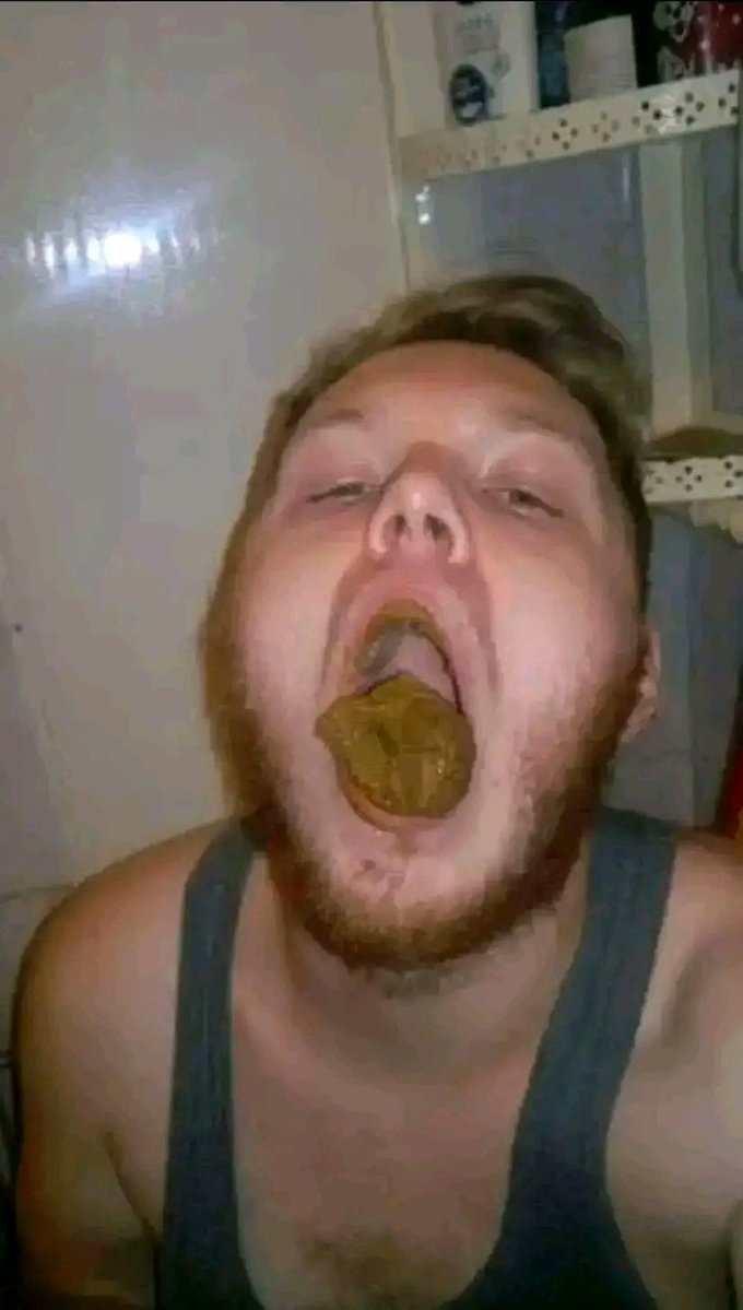 wolfvarineisbck's tweet photo. @brent_tarret Says a POOPite 💩🤢 https://t.co/u2eOvg62FS