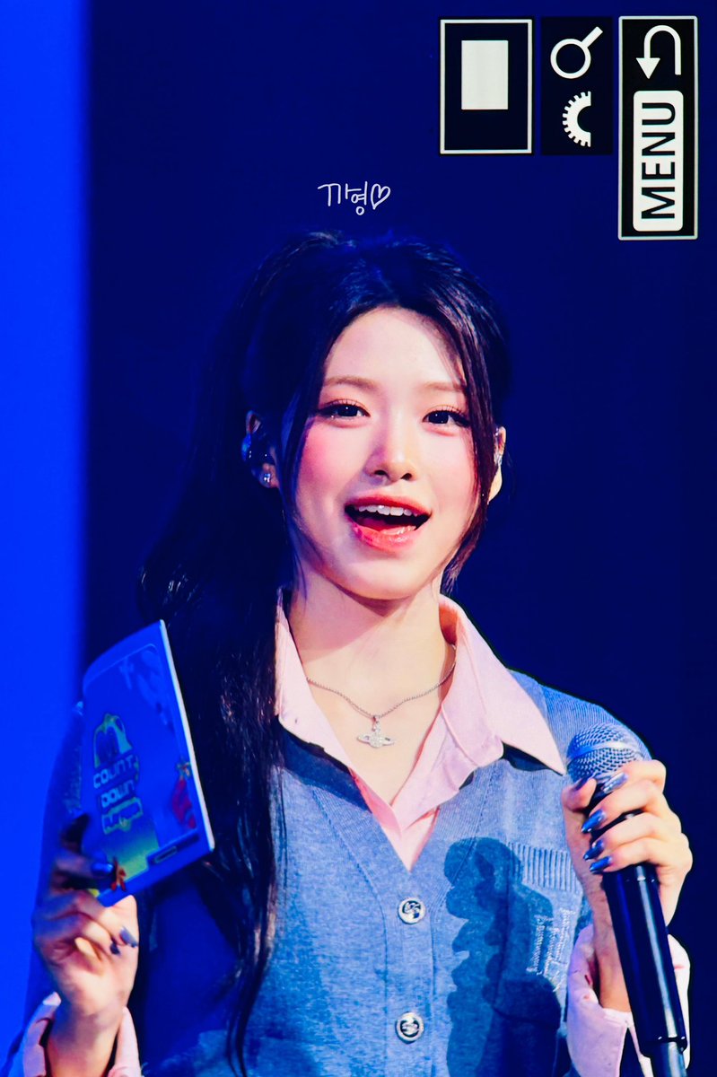 ZN081127's tweet photo. 261017 프리뷰

#리센느 #RESCENE
#제나 #ZENA
@RESCENEofficial https://t.co/I8NUPN1F40