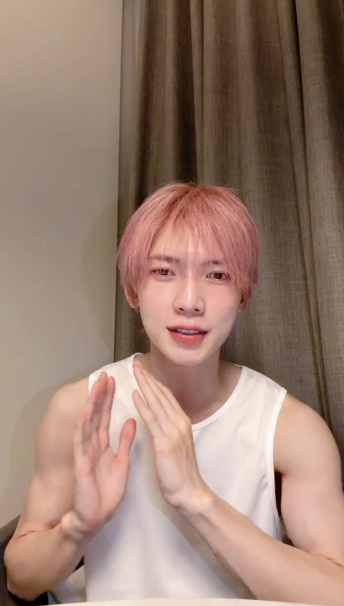 yeosangtic's tweet photo. PINKSANG.. BICEPS… https://t.co/vYaTgL9KlN