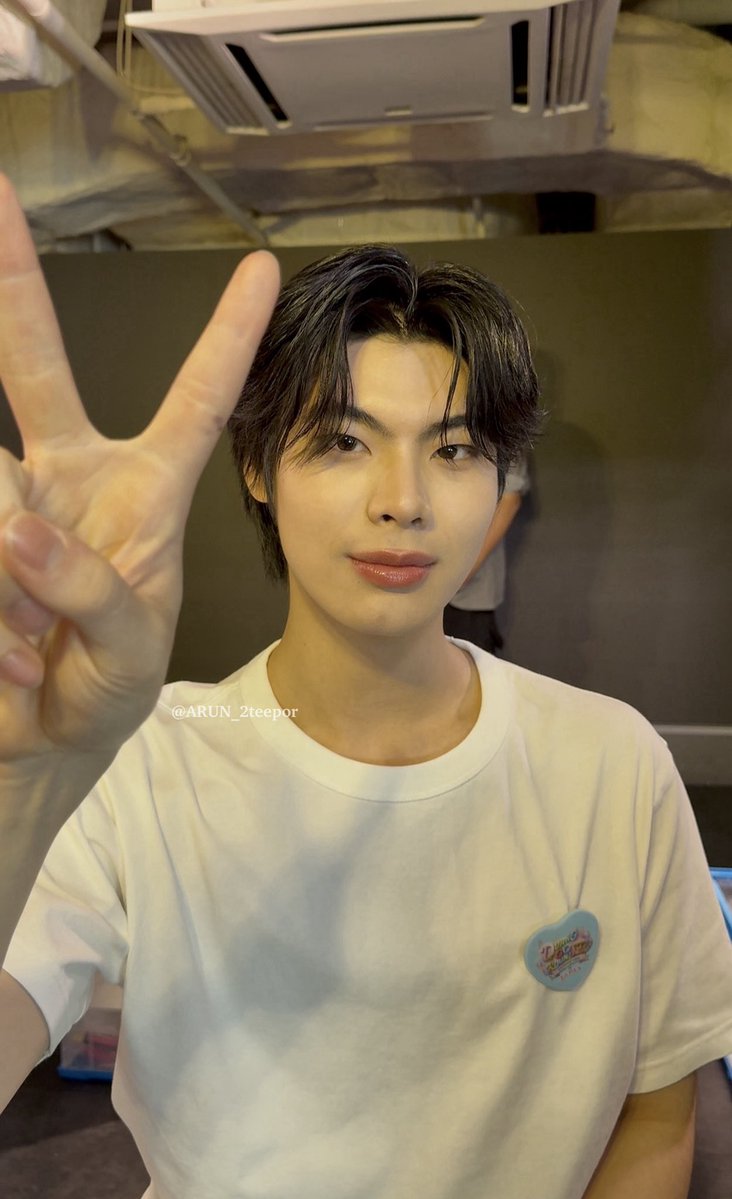ARUN_2teepor's tweet photo. L O V E〜😁✨

最高の笑顔100点満点💯

#DuangFansignInJapan
#tthi_eks https://t.co/snMkoZ8k1C