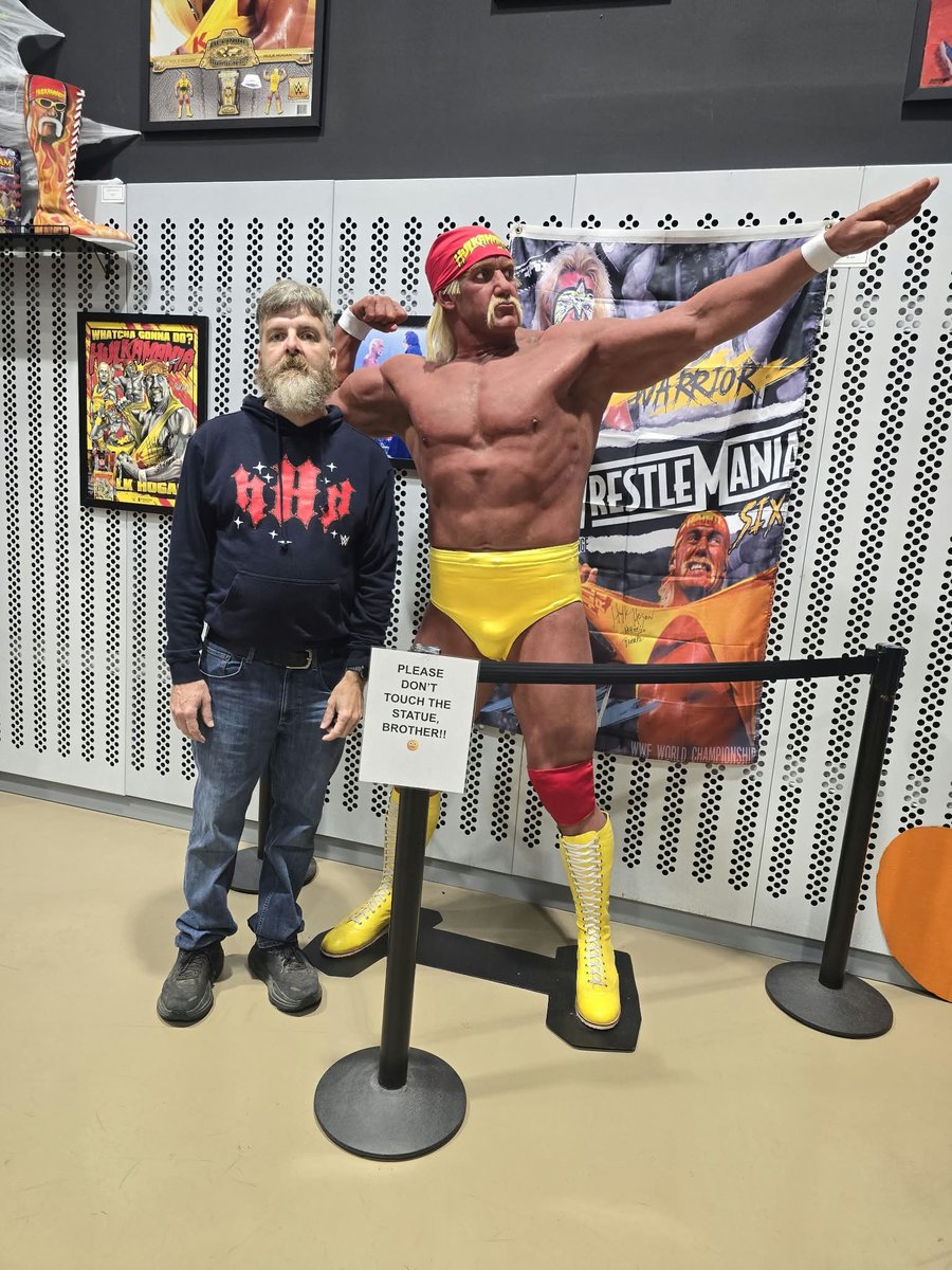 BonesDudley's tweet photo. @WrestlingDazeYT Hogans wrestling shop #2 https://t.co/IVlBoLDHTJ