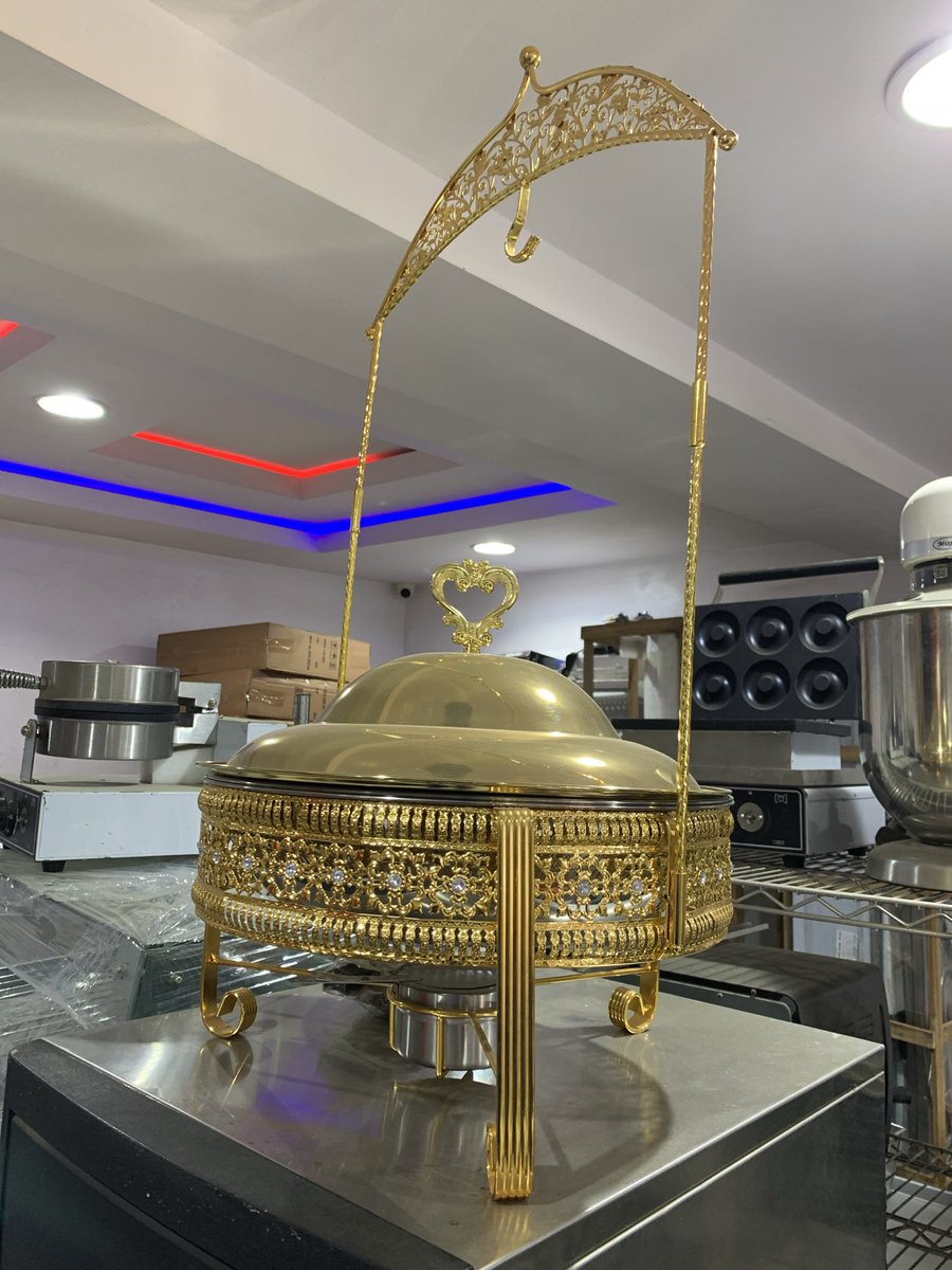 zluxurykitchen's tweet photo. Make every buffet stand out with our premium Chafing Dishes perfect for hotels, restaurants, catering services, weddings, parties, and special events. 🍽️✨

✅ Keeps food warm and ready to serve
✅ Elegant and professional buffet presentation
✅ Ideal for commercial and home use https://t.co/V5Tj8NKCSf