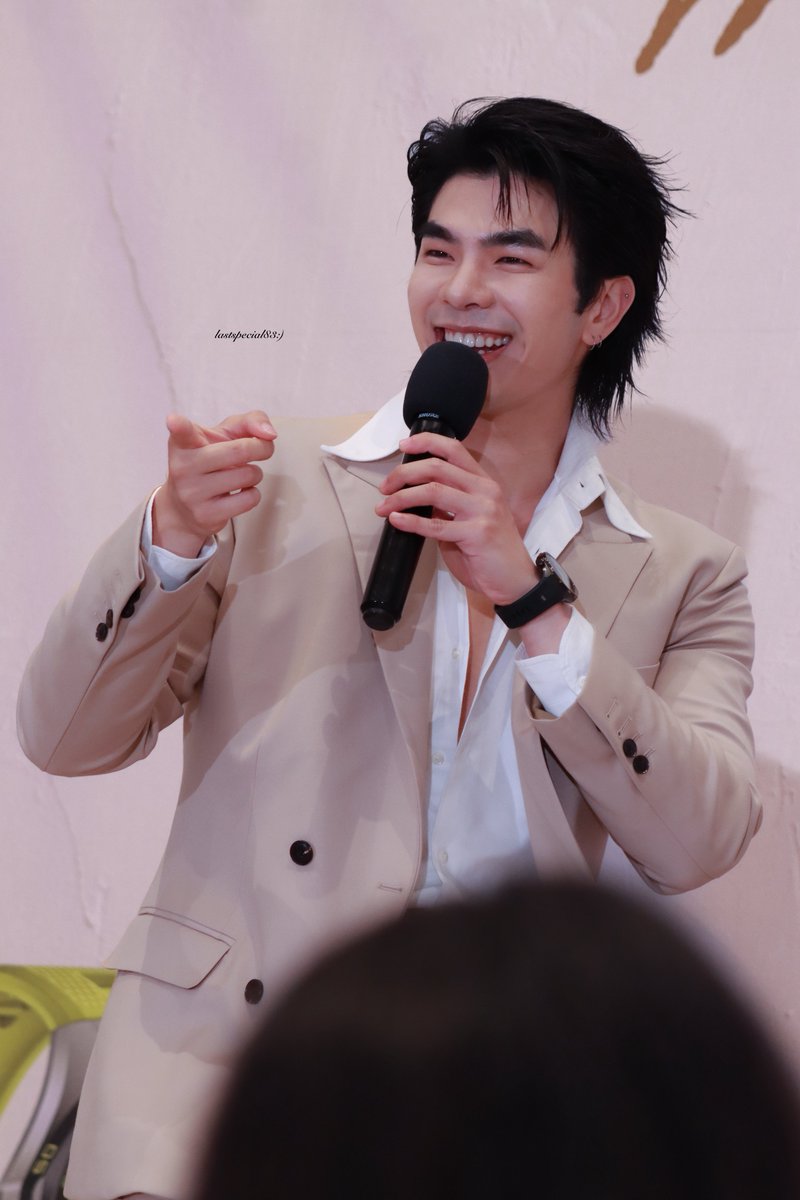 lastspecial83's tweet photo. คะแนนเต็ม 100 ต้องได้ 99💚

#HUAWEIWatchGT7xMilePhakphum 
@milephakphum •̀ •́ #MilePhakphum https://t.co/MeGBwXgYgn
