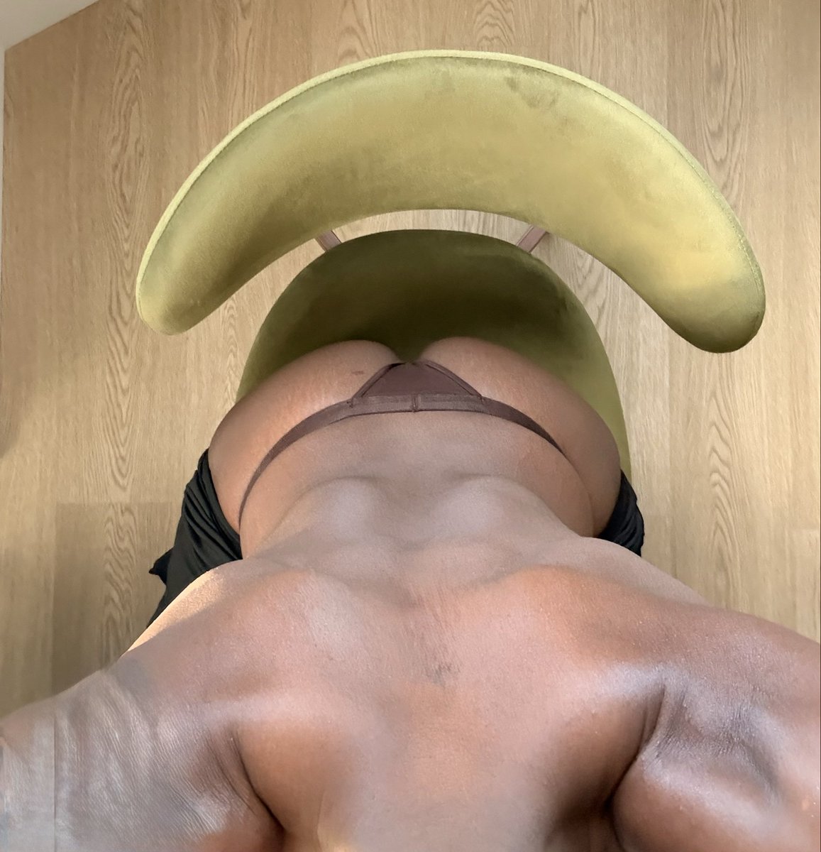 LarryJ04647461's tweet photo. #gay #nakedman #ass https://t.co/OFt2kFSRcp