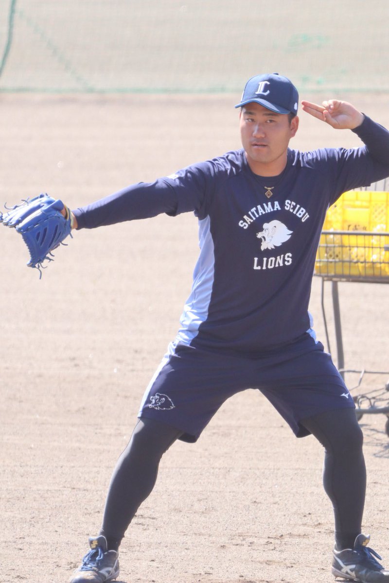 chhimmhh's tweet photo. 2026.10.17  南郷
岩城は寝起きだから目開いてないって周りからいじられまくった結果意味わからんポーズを生み出した笑笑笑笑
#岩城颯空  #埼玉西武ライオンズ #seibulions #フェニックス https://t.co/REo2rNgt8d