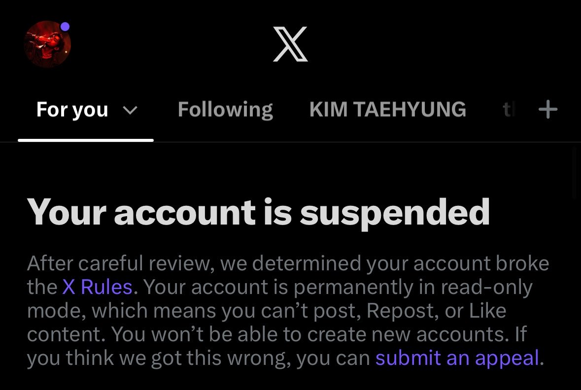 taehyungholic_'s tweet photo. girl… right after I laughed at sworded shippers and blonks?😂😭 
not x whасking everyone left and right

anyways, while I’m appealing I’ll be here or on @thvdose https://t.co/CJx9dFAiFj