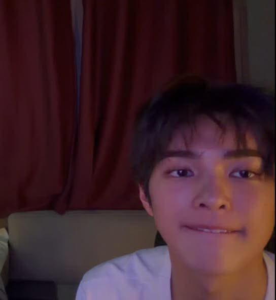 estbp0's tweet photo. @keonhosmile_vn Being a 5TH GEN IT BOY means standing out naturally, and Keonho proves it with ACEKEON MAKNAE charm, HOGAN EFFECT, and IKEONIC support.

KEONHO CAPTIVATES THE LENS

#NOLimitswithKeonho
#CORTIS_NOLFest2026
#KEONHO #건호 https://t.co/dR9w9syqiH