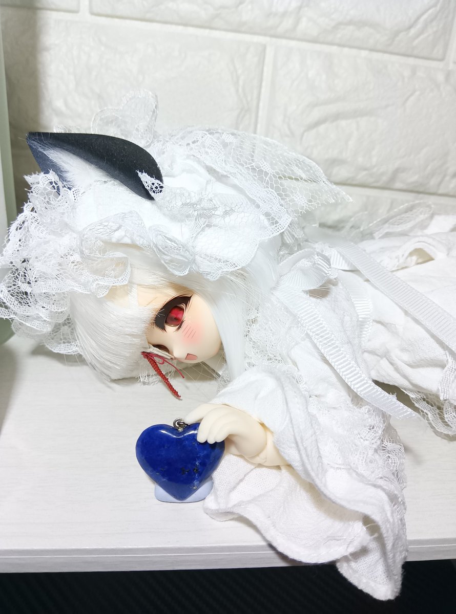 lapigen's tweet photo. 休日前はぽしゃけの日！酒前酒のマタタビ酒ｷﾒﾃ赤ワインと焼酎でｲｸ(´ω｀*)

💙「クレマチスさん大丈夫…？」
🐱「にゃ～ｺﾞﾛｺﾞﾛ☺️」
💙「(完全に猫になってるｰ!?)あの～うちで遊ばないでください…？酔いがｽｽﾑｩ🤤」
🐱「ﾁｬﾝﾎﾟﾝやめれば大丈夫にゃｺﾞﾛｺﾞﾛ」 https://t.co/4bv4wvIpMX