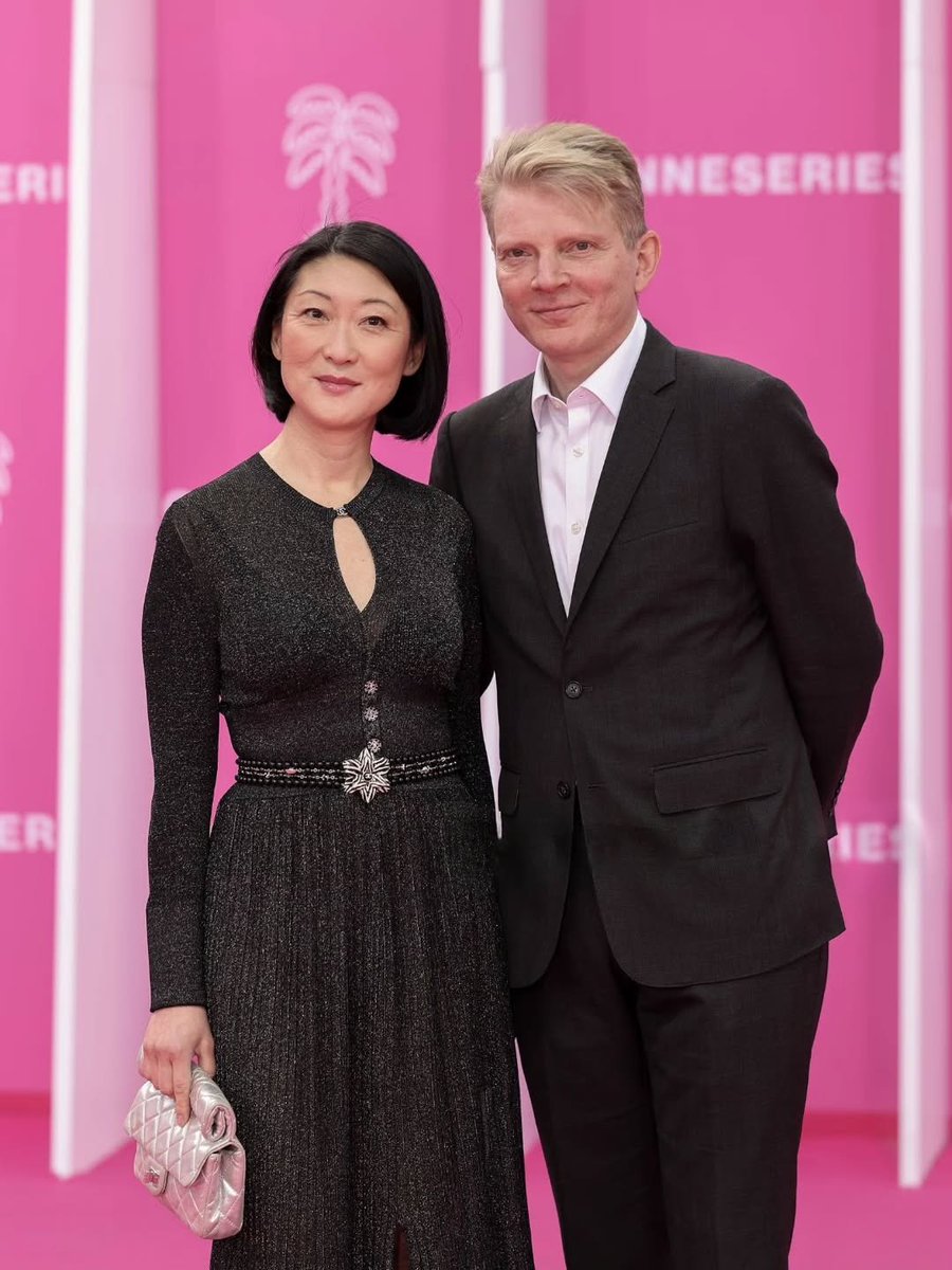 wmaf_couples's tweet photo. WMAF couple # 884 - Both French 🇫🇷
#wmaf #whitemaleasianfemale #interracial #interracialcouple #internationalcouple #afwm #wmaw #internationallove #whiteguysasiangirls #whiteguy #asiangirl #asiangirlwhiteguy #french #frenchguy #frenchman #frenchgirl #frenchwoman #asianfrench #fra https://t.co/Dbjan5NrvL