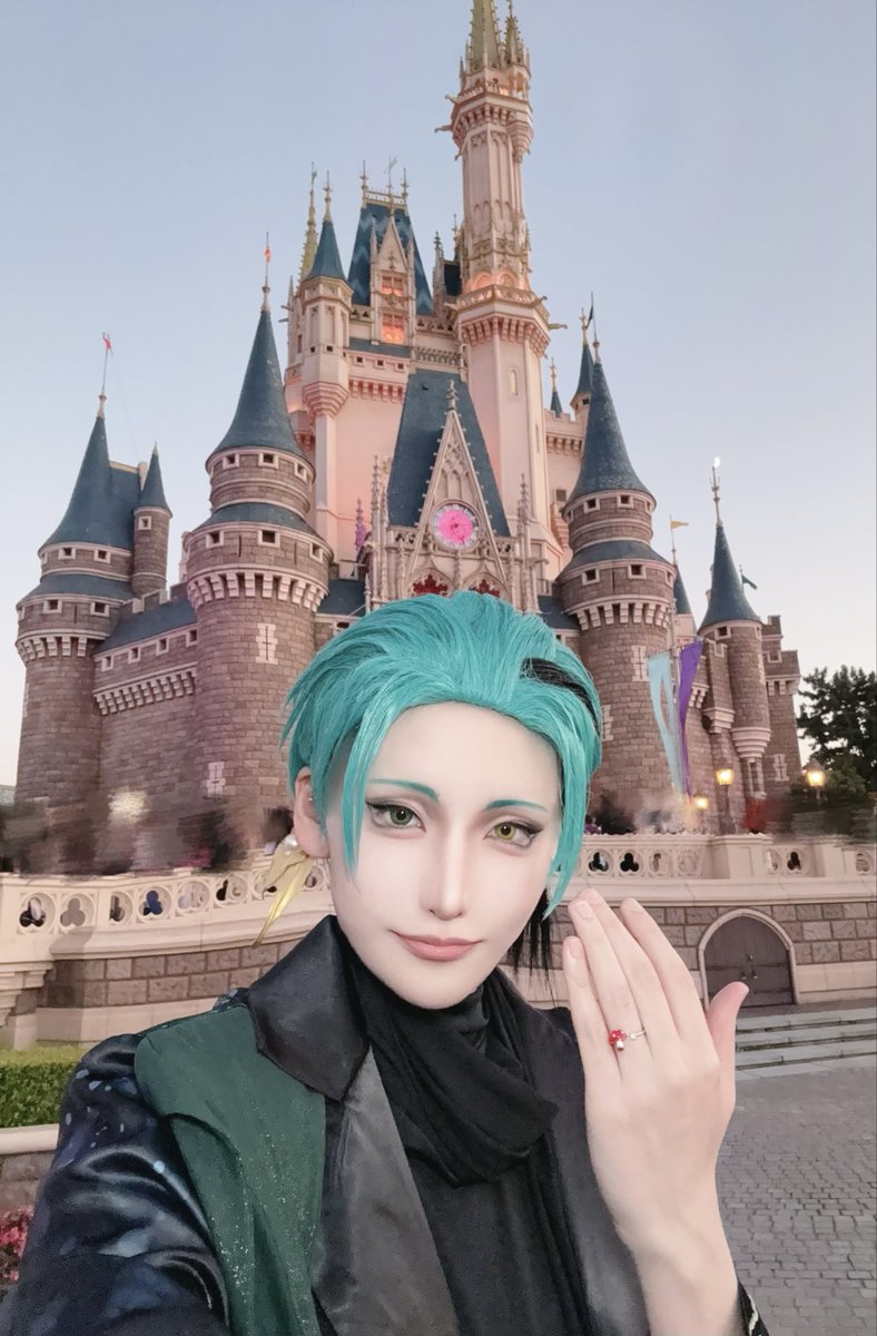 Uriuriuri_cos's tweet photo. 僕、キノコさんと結婚します。

#Dハロ仮装2026
#Dハロ仮装
#twst仮装 https://t.co/lmAi5cmEPf