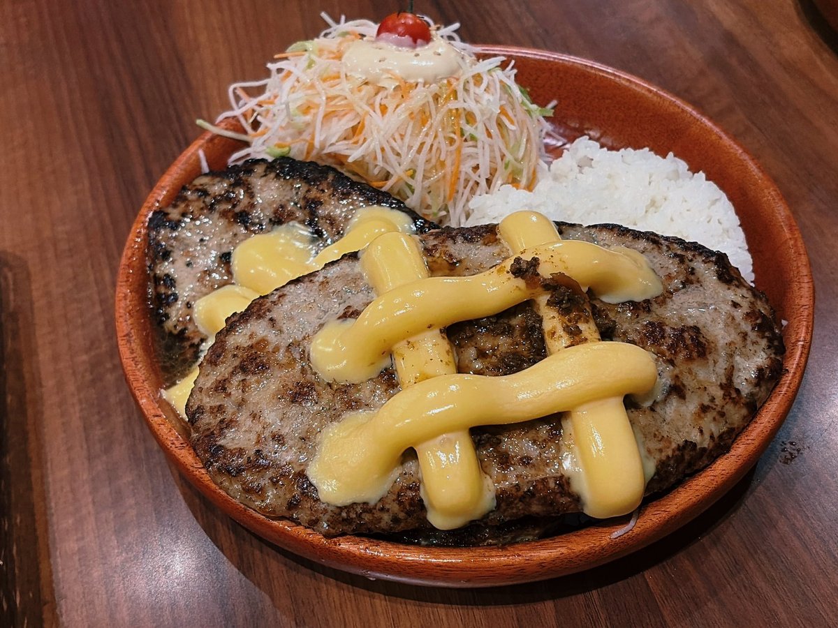 nukokoko_GG's tweet photo. でっっか https://t.co/MC617TOKDb