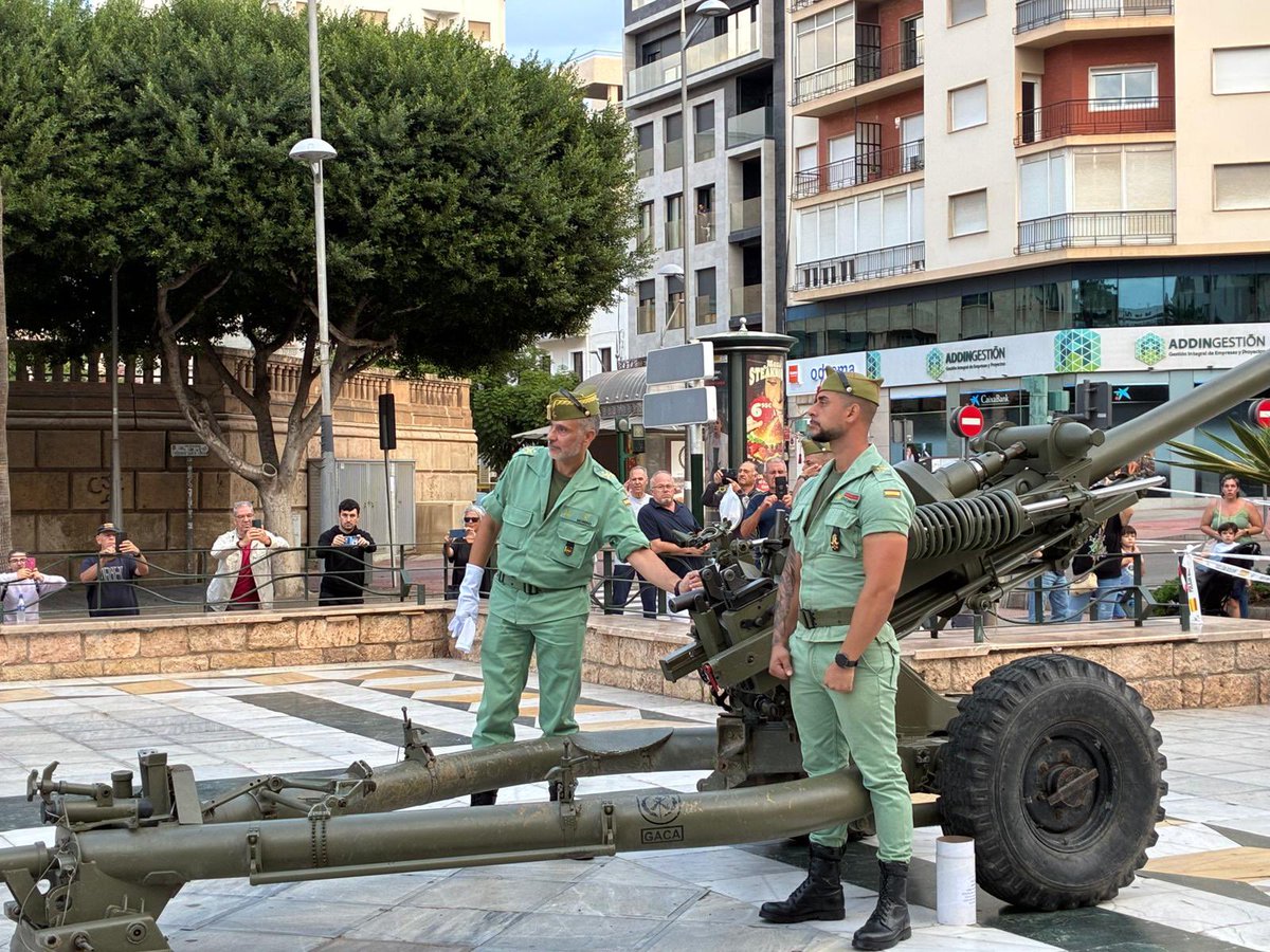AlmeriaJunta's tweet photo. 🏜️ ALMERÍA VIVE LA DESÉRTICA

El delegado del Gobierno de la Junta de Andalucía en Almería, Francisco Góngora, junto a la delegada de Agricultura, Aránzazu Martín, y el delegado de Cultura, Juan José Alonso, han estado presentes en la salida de La Desértica. https://t.co/X7AK9VMBmp