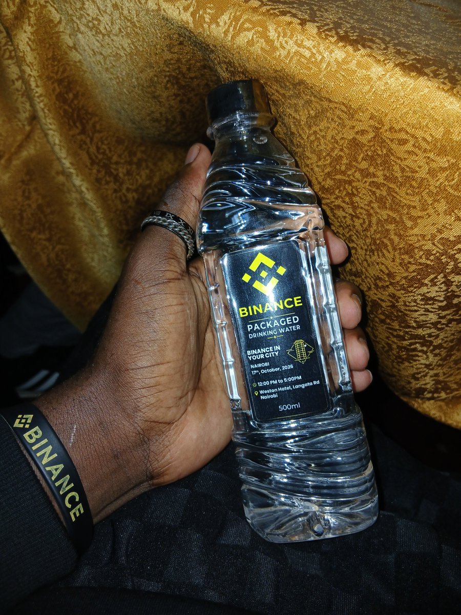 Robic_Vic's tweet photo. Today we are tuned in Weston Hotel for a binance offline event. Great conversations with the binance community and also ready for a learning opportunity from the best 💛💛
@BinanceAfrica #BinanceInYourCity https://t.co/D9REKK4acE